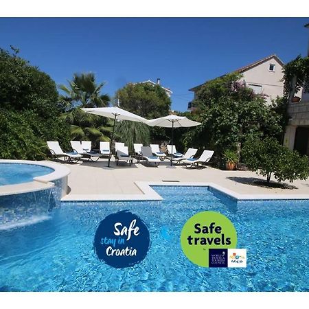 Villa Renipol Adults Only Sutivan Exteriör bild