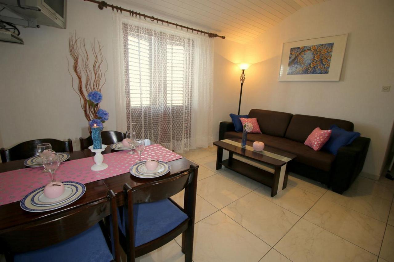Villa Renipol Adults Only Sutivan Exteriör bild