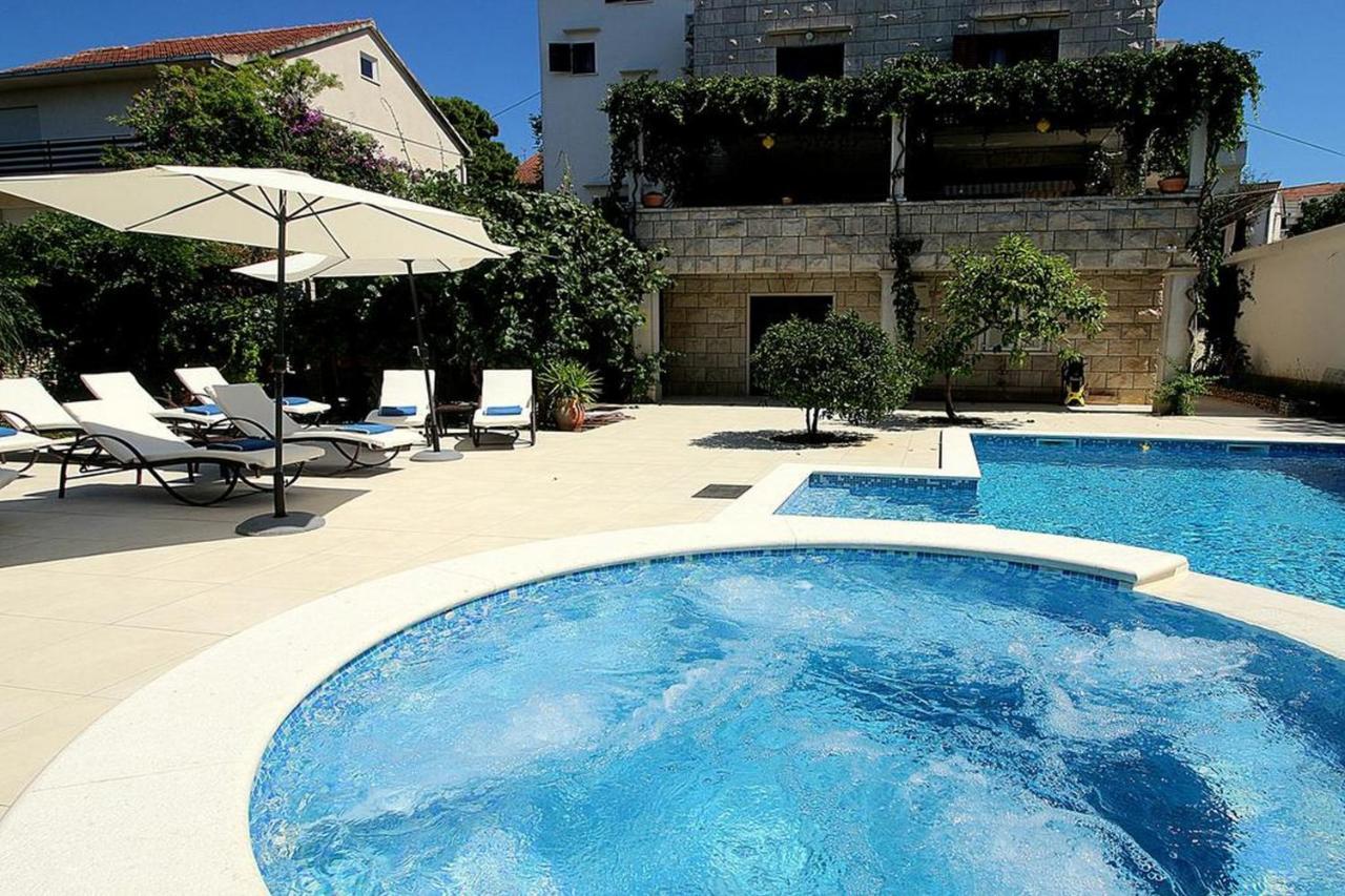 Villa Renipol Adults Only Sutivan Exteriör bild