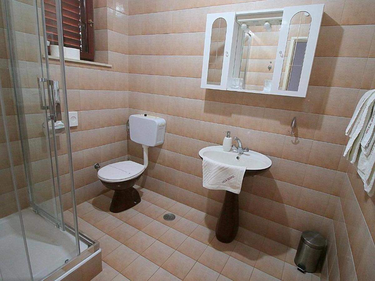 Villa Renipol Adults Only Sutivan Exteriör bild
