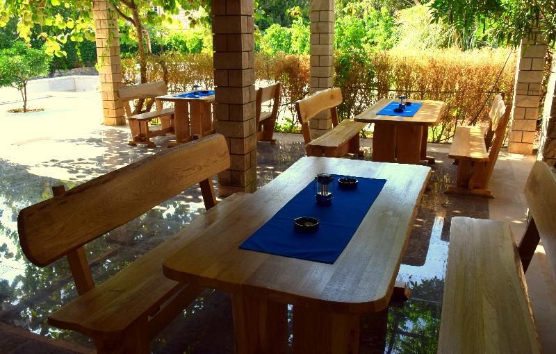 Villa Renipol Adults Only Sutivan Exteriör bild