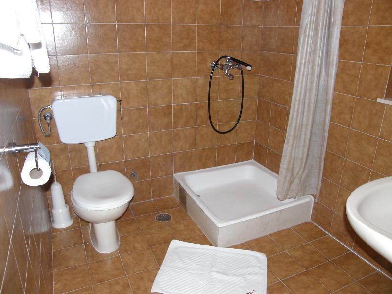 Villa Renipol Adults Only Sutivan Exteriör bild