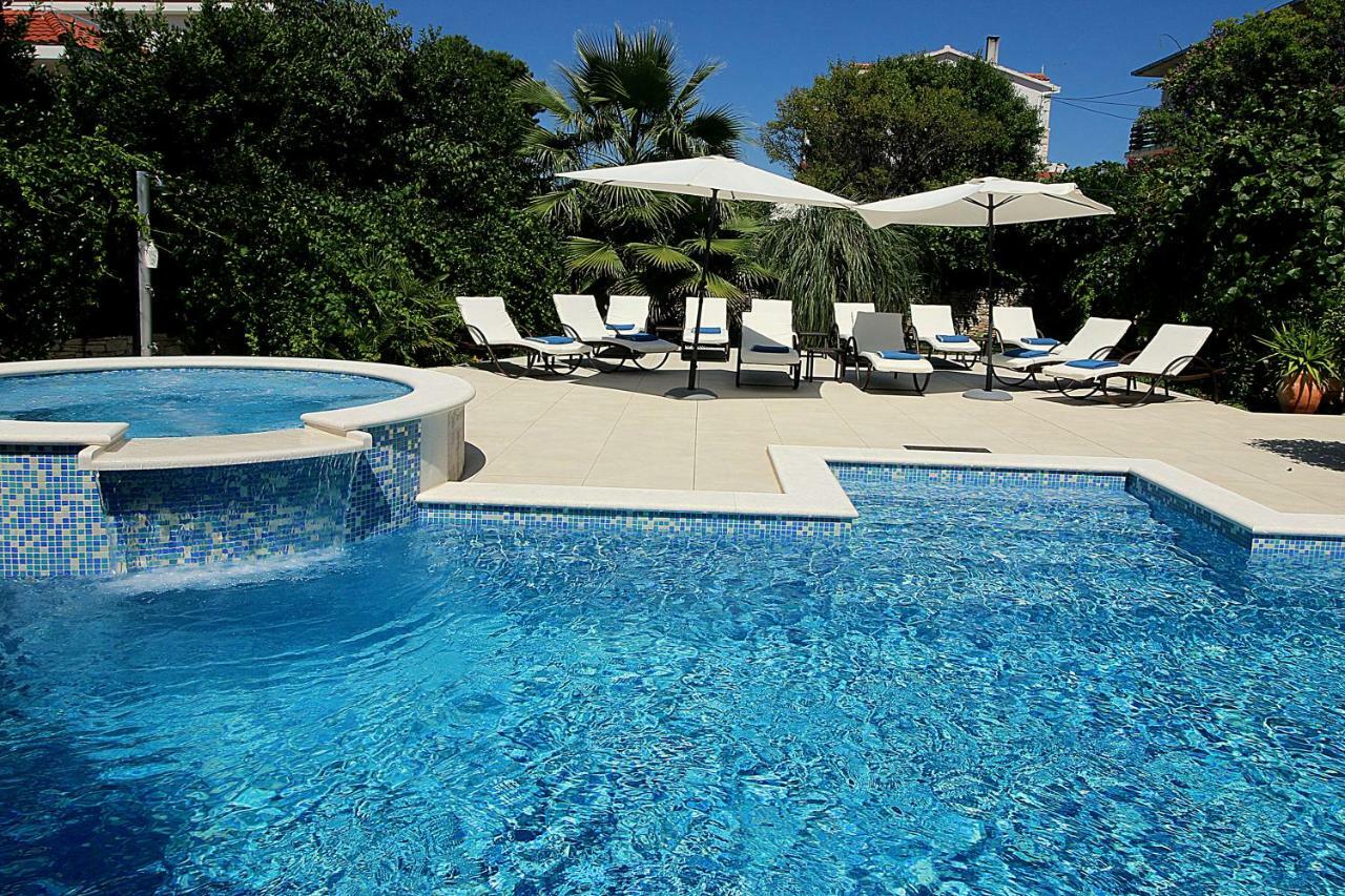 Villa Renipol Adults Only Sutivan Exteriör bild